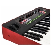 IK Multimedia UNO Synth Pro 37-клавишный аналоговый парафонический синтезатор