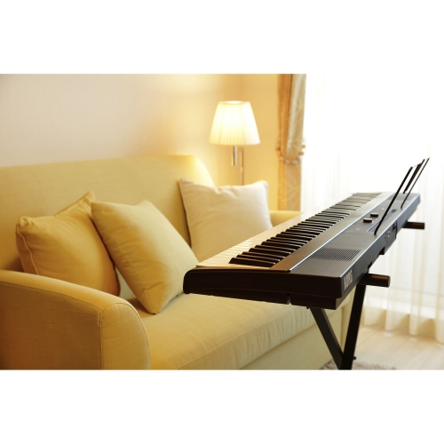 Korg L1 Цифровое пианино