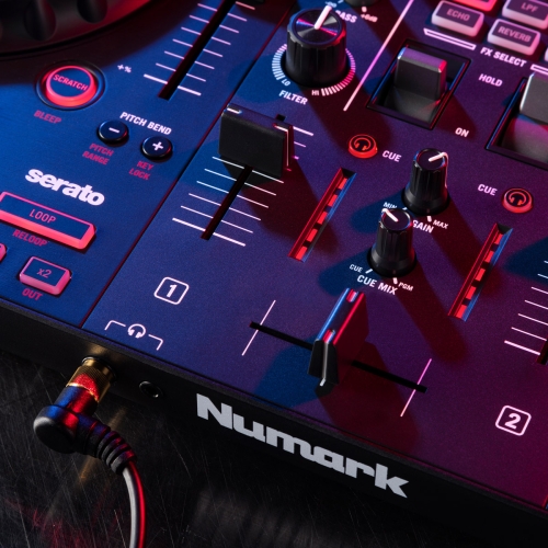 Numark MixTrack Pro FX DJ-контроллер