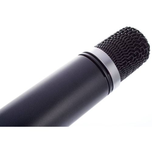 AKG C1000S Конденсаторный вокальный микрофон