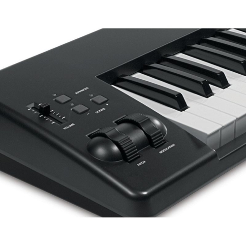 Alesis Q88 MIDI-клавиатура
