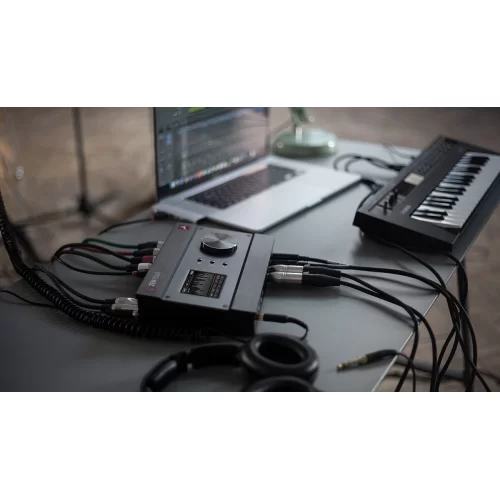 Antelope Audio Zen Tour Synergy Core + Edge Solo set Аудиоинтерфейс USB, Thunderbolt, 32x32