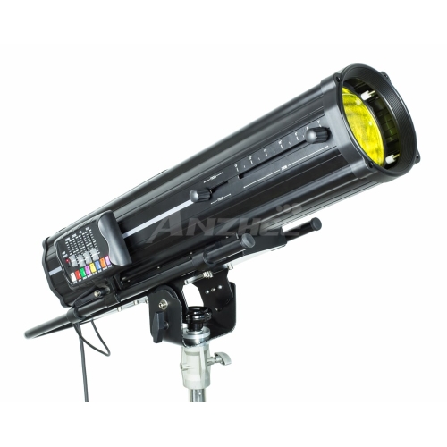 Anzhee PRO Follow SPOT 600 ZOOM Светодиодный прожектор следящего света, 600 Вт.