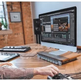 Audient ASP880 8-канальный микрофонный предусилитель