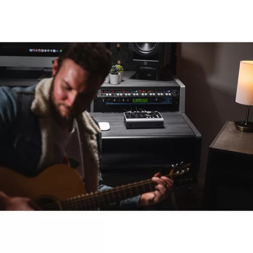 Audient iD24 Аудиоинтерфейс USB