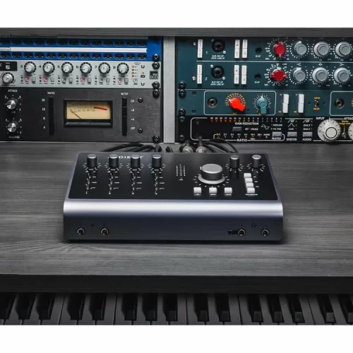 Audient ID44 MKII Аудиоинтерфейс USB, 20x24
