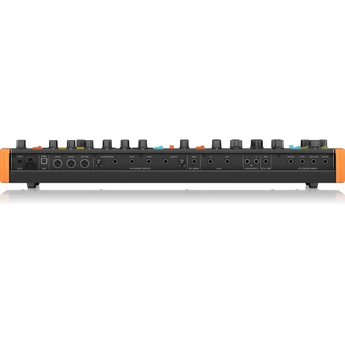Behringer POLY D Аналоговый синтезатор