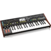 Behringer Deepmind 6X 6-голосый аналоговый синтезатор