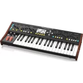 Behringer Deepmind 6X 6-голосый аналоговый синтезатор