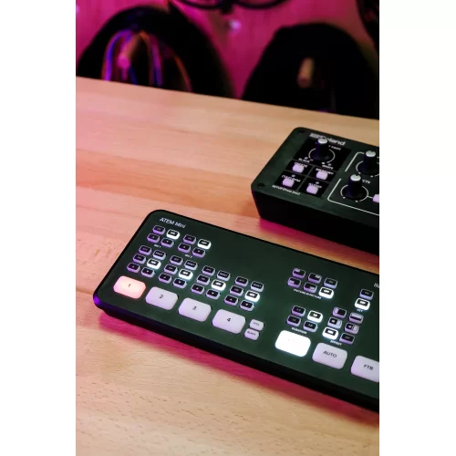 Blackmagic ATEM MINI Видеомикшер