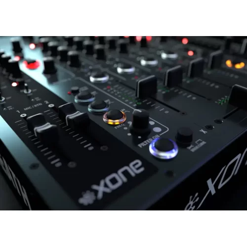 Allen & Heath Xone:92 MK2 (Xone:922) 6-канальный DJ-микшер