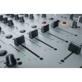 Allen & Heath Xone:96 8-канальный DJ-микшер