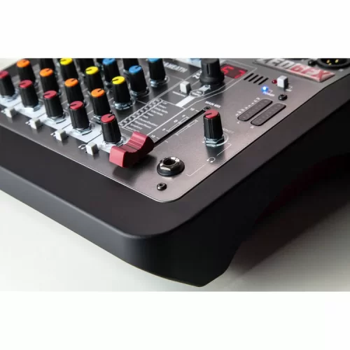 Allen & Heath ZED-6FX (ZED6FX) 6-канальный аналоговый микшер, FX