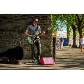 Boss Cube Street II Red (CUBE-ST2-R) Автономный комбоусилитель, 10 Вт., 2х6,5"