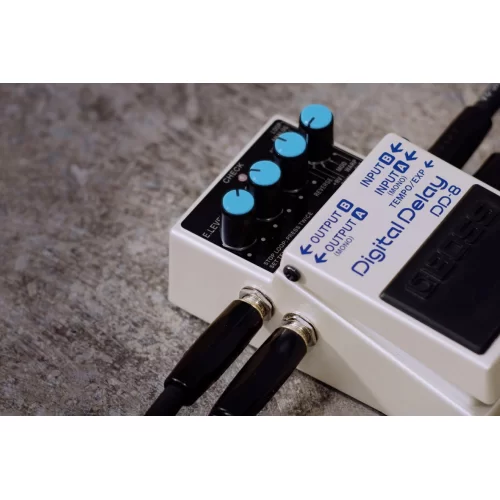 Boss DD-8 Цифровая задержка
