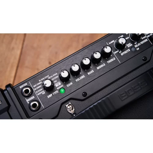 Boss Dual Cube LX (D-CUBE-LX) Гитарный комбоусилитель, 10 Вт., 2x4"
