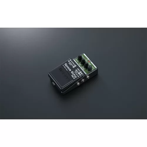 Boss RE-2 Гитарная педаль эхо