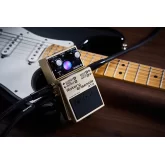 Boss RT-2 Гитарная педаль для имитации звука вращающегося динамика