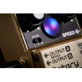 Boss RT-2 Гитарная педаль для имитации звука вращающегося динамика