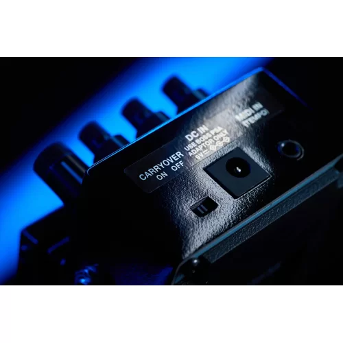 Boss SDE-3 Гитарная педаль Dual Digital Delay