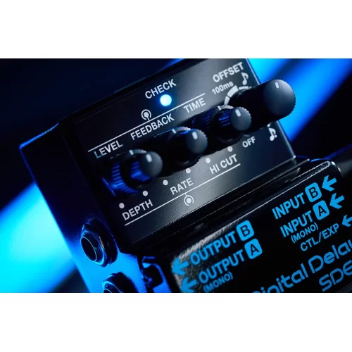 Boss SDE-3 Гитарная педаль Dual Digital Delay