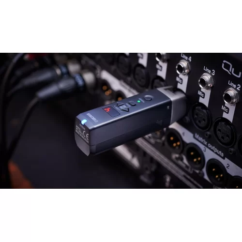 Boss WL-30XLR Портативная цифровая радиосистема
