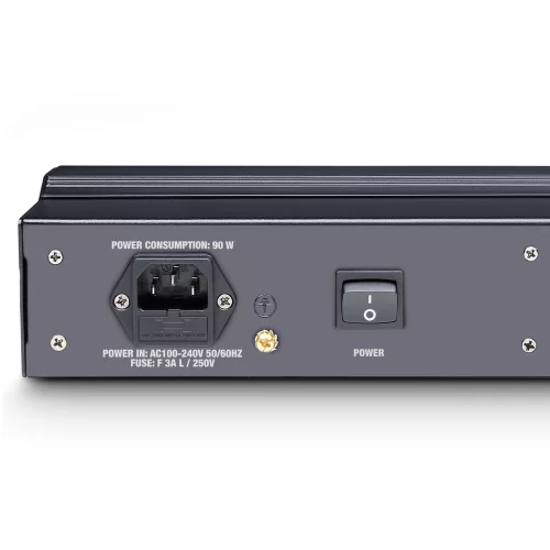 CAMEO FLASH BAR 150 Световой прибор 3 в 1, 15 х 6 Вт, CW