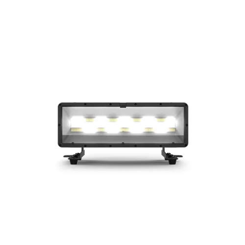 Chauvet-Professional Strike Bolt 1C Светодиодный стробоскоп, 66х0,9..1,5Вт., RGBW, IP65
