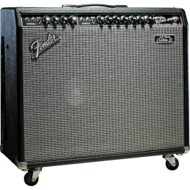 Fender '65 Twin Custom 15 Гитарный ламповый комбоусилитель, 85 Вт., 15"