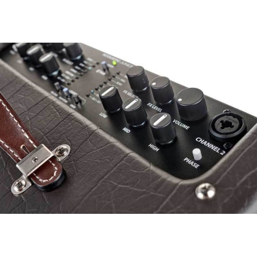 Fender Acoustic Junior Акустический комбоусилитель, 100 Вт., 8 дюймов, Bluetooth