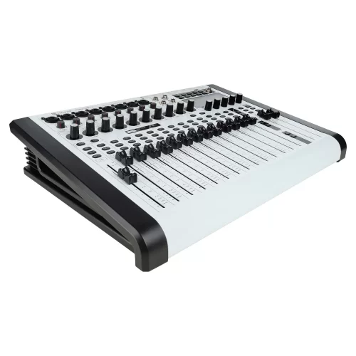 Intrend ITMIX-D8-4 Цифровой микшерный пульт
