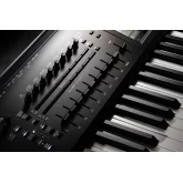 Korg Kronos 3 73 Рабочая станция