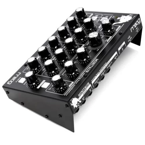 Moog Minitaur Аналоговый синтезатор
