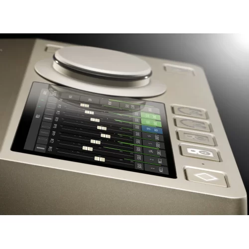 Neumann MT 48 Аудиоинтерфейс USB, 12х16