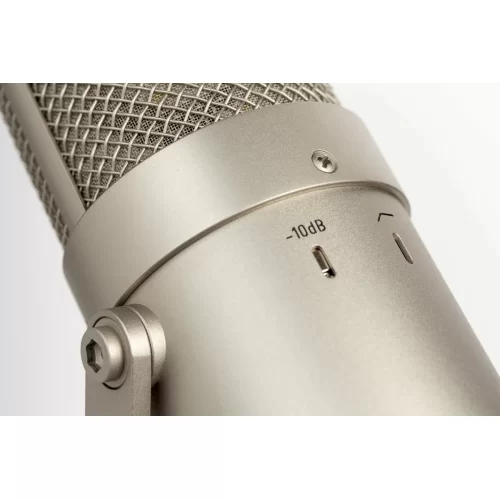 Neumann U 47 FET Студийный микрофон