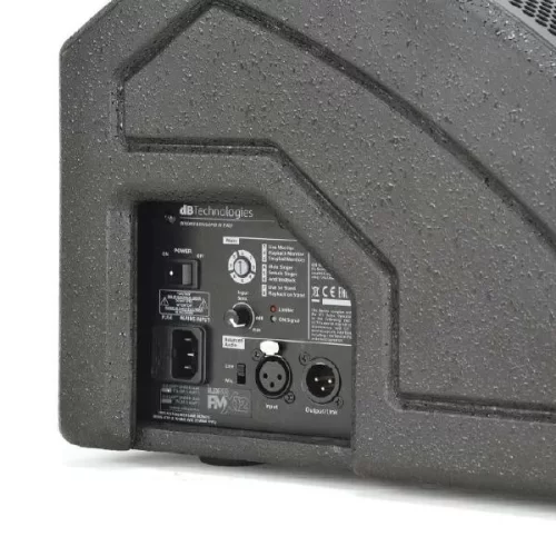 DB Technologies FMX12 Активный сценический монитор, 600 Вт., 12"