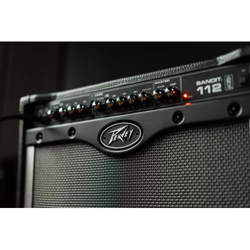 Peavey Bandit 112 Гитарный комбоусилитель, 80 Вт., 12"