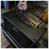 Peavey Vypyr VIP X1 Гитарный комбоусилитель, 30 Вт., 8"