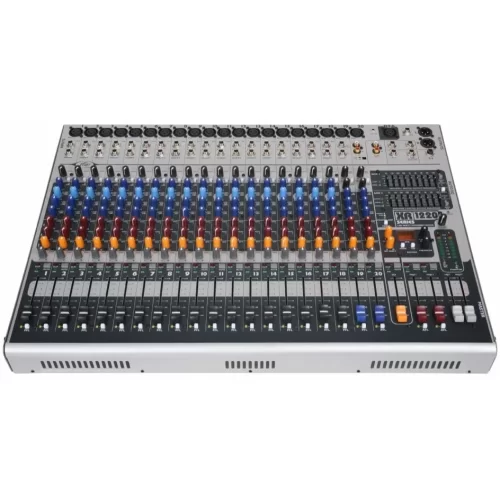 Peavey XR 1220 20-канальный активный микшерный пульт, 2х600 Вт.