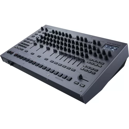 Roland TR-1000 Аналоговая драм-машина