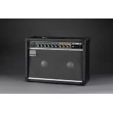 Roland JC-40 Гитарный комбоусилитель, 40 Вт., 2х10"