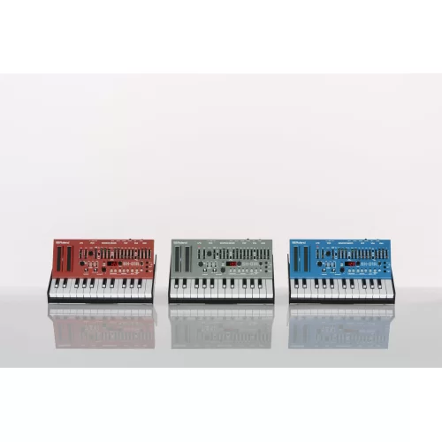 Roland SH-01A Синтезатор