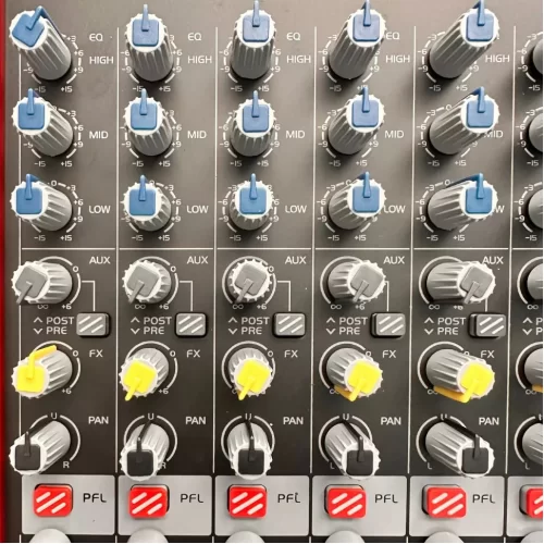 Ross MFX162 18-канальный аналоговый микшер, FX, MP3, Bluetooth
