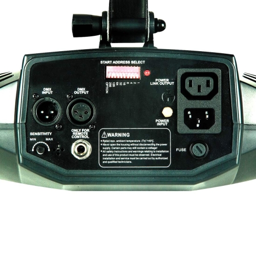 American DJ Saturn TriLED Светодиодный прибор, 8 ярких лучей, стробо, диммер