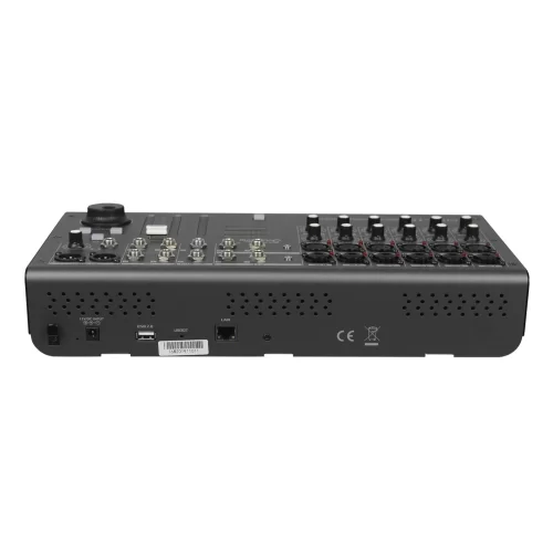 Soundking DM16 Компактный цифровой микшер