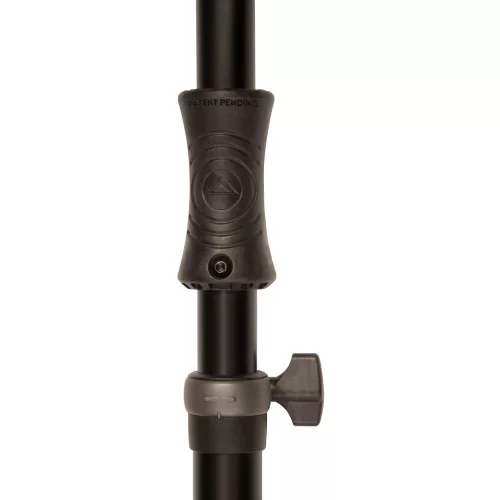 Ultimate Support TS-110BL Алюминиевая спикерная стойка на треноге с пневмолифтом