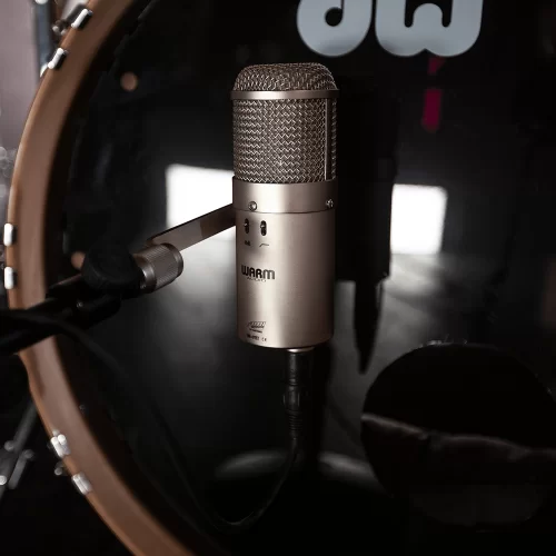 Warm Audio WA-47F Студийный конденсаторный микрофон
