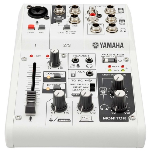 Yamaha AG03 3-канальный микшер с USB-аудиоинтерфейсом