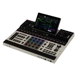Akai MPC XL Автономная рабочая станция