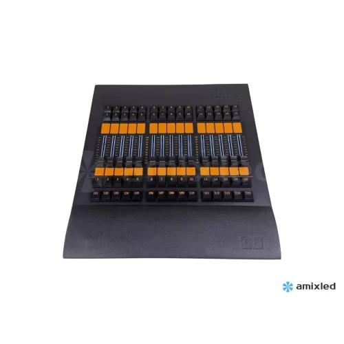 Amixled MA2 RGB Fader Wing Консоль световая